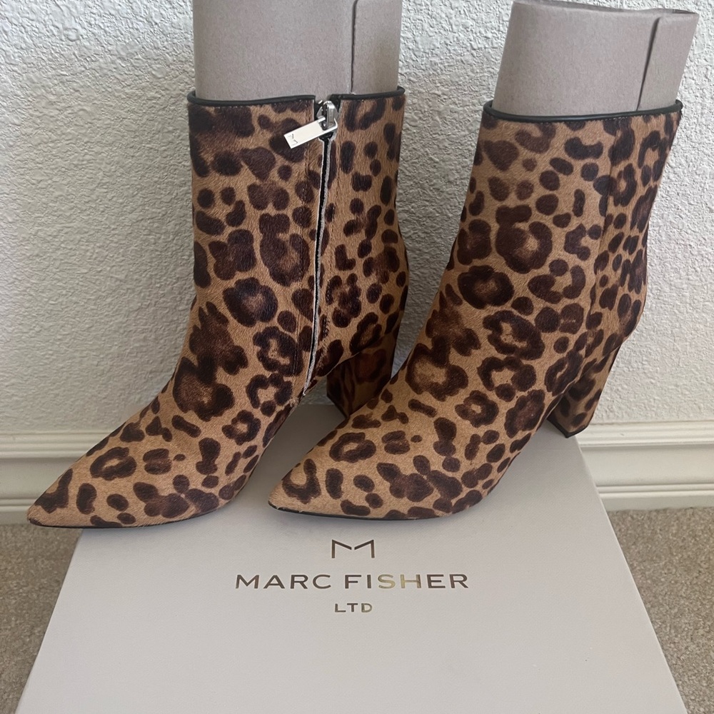 Marc Fisher Size 6 brown multi pony booties animal print - Picture 3 of 5